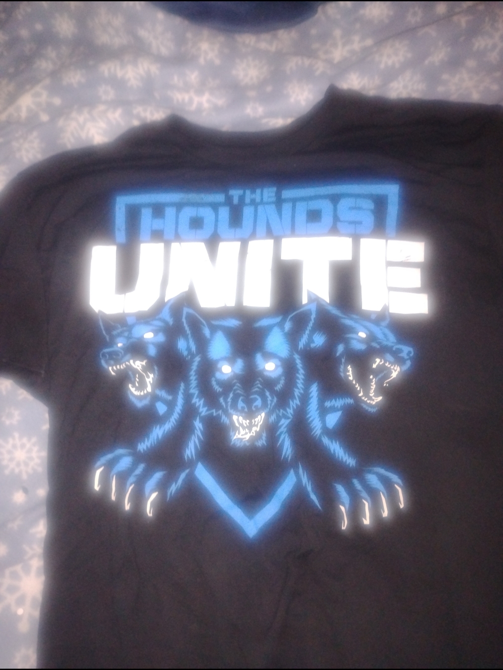 WWE Black Tee with Blue and White 'Unite' Hounds Graphic